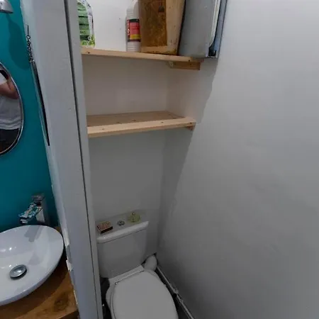 Superb Apartment In Paris Near Buttes-Chaumont アパート