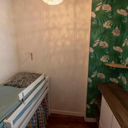 アパート Superb Apartment In Paris Near Buttes-Chaumont パリ
